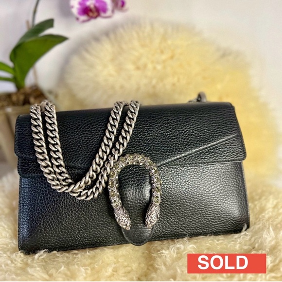Gucci Handbags - ‼️SOLD‼️ GUCCI Pebbled Calfskin Small Dionysus Shoulder Bag Black